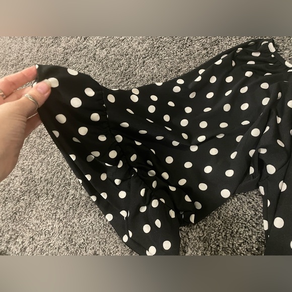 Betsey Johnson Black and White Polka Dot Off-Shoulder Top - Picture 2 of 4